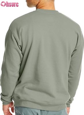 Ein einfaches Crew-Neck-Sweatshirt für Männer. Ein einfaches Pullover aus Fleece.