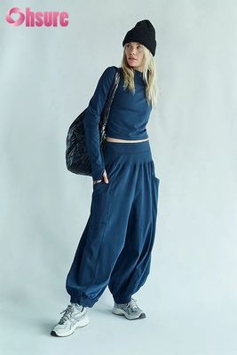 Frauen Sport Lange Ärmel Oberfläche Daumenloch Enges Leichtgewicht Atmung Laufsportbekleidung Feste Farbe Crop Top Jogger Sets