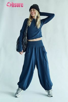 Frauen Sport Lange Ärmel Oberfläche Daumenloch Enges Leichtgewicht Atmung Laufsportbekleidung Feste Farbe Crop Top Jogger Sets