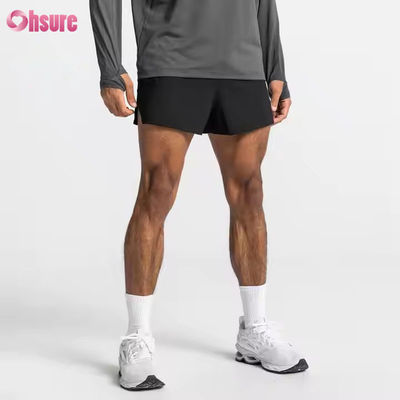 Individuelle Reißverschlusstaschen Elastischer Bund Sport-Aktivkleidung Herren Jacquard-Druck Workout Lauf-Gymnastik-Shorts